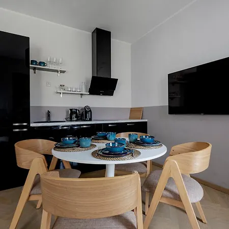 Elegant Stay In Quiet Center Riga Exterior photo